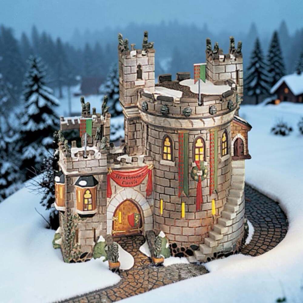 Vintage 1998 Dept 56 Dickens' Village “Heathmoor Castle” Limited Edition NEW